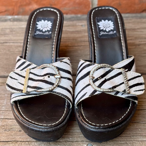 Yellow Box Zebra Black White Leather Wedge Slides Sandals Sz 6 - Picture 1 of 7